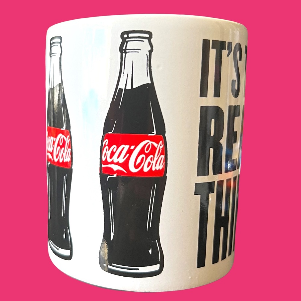 Vintage Coca-Cola Mug "It's The Real Thing" Coke Slogan Coffee Cup Mug. - Picture 2 of 13